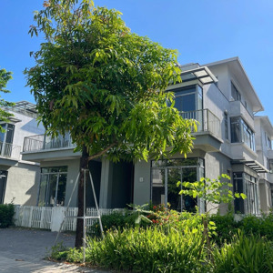 biệt thự 3 tầng 160m2, view sông , trung tâm huế, trả trước 1ty950
