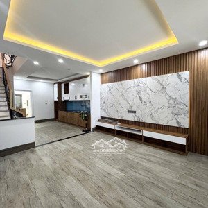 bán nhà liền kề full nội thất đẹp gần hồ bơi gói 8 khu đô thị mỹ gia giá 6.05 tỷ bao hết
