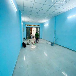 cho thuê nhà hxh lê đức thọ, p15, q gò vấp.
lh/ điệp 