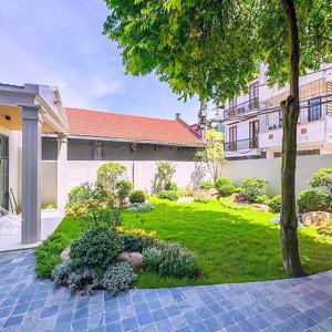 siêu hot nhà cực đẹp sân vườn 2 phòng ngủ tại tây hồ cho thuê, ô tô đỗ cửa