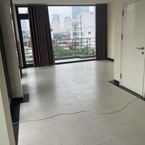 cho thuê văn phòng vị trí đẹp vào ngay ô góc thông sàn diện tích 50m2 giá rẻ