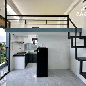 phòng duplex ban công 30m2 full nội thất mới ngay vườn lài, đh văn lang, đh iuh, nttu