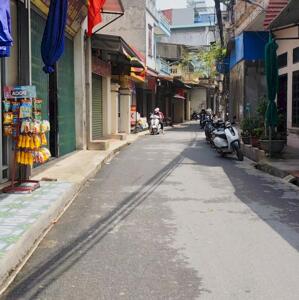 81m Đất nở hậu gần chợ Đỗ Xá,đường 4m ô tô,đông dân,full tiện ích,gần lộ lớn