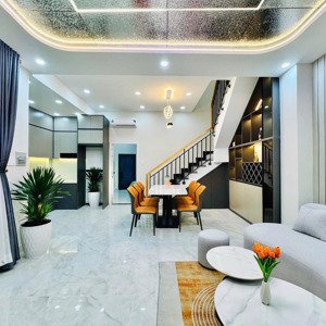 nhà huỳnh khương an rẻ nhất khu vực, 60m2, ngang khủng 10m, sân bay 5 phút, hẻm 3m, vị thế khủng