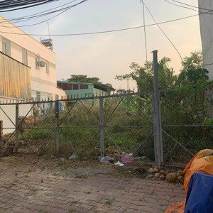 bán gấp lô đất thổ cư ql 50, tt. cần đước, dt: 160m2, giá chỉ: 590tr, shr, lh: nhân
