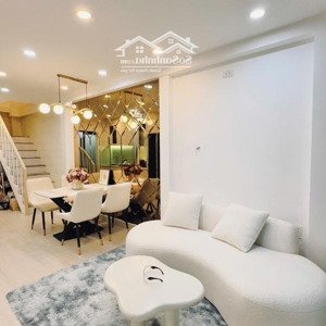 nguyễn tri phương - 2 tầng nở hậu - tặng full nội thất cao cấp - nhà đẹp ở ngay nhỉnh 5 tỷ .
