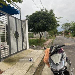 Nhà đẹp Bình Minh Trảng Bom đồng Nai 1 Sẹc Ql1a 1 Tỷ 550 Cách Trường Igc Trịnh Hoài đức 300m .