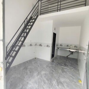 Trọ 2,3 Triệu Gần Bến Xe Hồng Loan