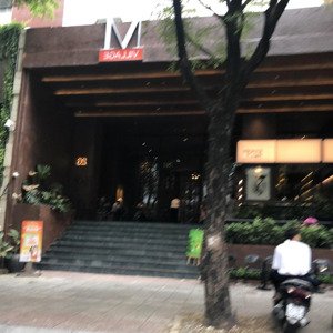 bán nhà mt thi sách - bến nghé - quận 1 (300m2) - ngang 13m x 20m - giá:370 tỷ