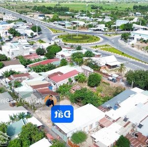 xã tân hưng-tp bà rịa-dt 138m2-8x17m-80 thổ cư- sổ sẵn công chứng- giá 1ty695