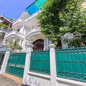 cho thuê nhà đầy đủ nội thất tại ngõ tô ngọc vân tây hồ hà nội