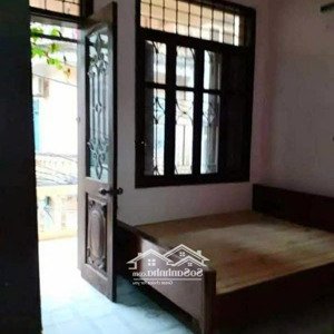 cho thuê nhà ngõ 69 hoàng văn thái 75m2 x 3t, giá 11,5tr/th