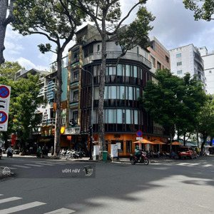 góc 2 mt nguyễn thái bình & phó đức chính, quận 1 - dt: 5x20m - 6 tầng - hđt: 290 triệu - giá 52 tỷ