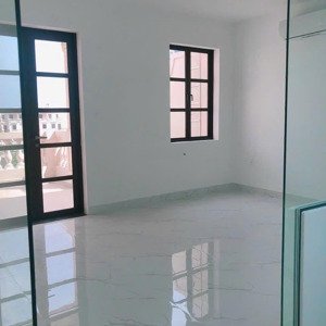 căn hộ 2 pn phù hợp để ở hoặc làm văn phòng gần lotte nguyễn văn lượng, full nội thất
