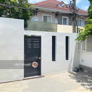 45 tỷ - giảm bán nhanh còn 42 tỷ. biệt thự khu compound đường trần não - quận 2. dt 9 x 23m