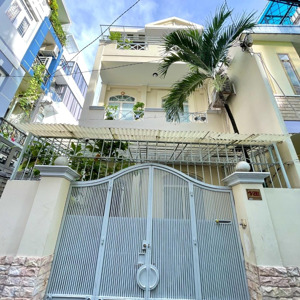 bán nhà siêu đẹp hẻm 185/...phan đình phùng phú nhuận, ngang 4.8, cn: 80m2, 3 tầng, giá 13 tỷ