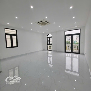 shophouse sổ lâu dài ngọc trai 08 hoàn thiện thông tầng, có thang máy - vinhomes ocean park gia lâm