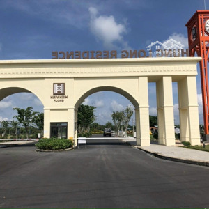hàng ngộp duy nhất 2 lô liền kề đối diện công viên dự án hưng long residence, giá 795 triệu, shr