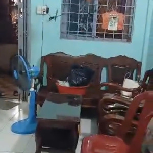 cần bán gấp ch chung cư 515 bến bình đông, q8 dt 90m2, 3pn, 2wc sổ hồng , giá 2.3 tỷ thương lượng