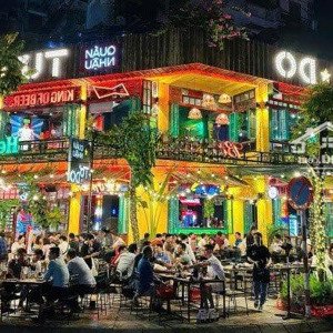 siêu phẩm cho thuê tại thành phố giao lưu - phạm văn đồng dt 380m2x4t lô góc 20m, kd mọi mô hình