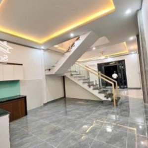 nhà ngộp giá rẻ 350 triệu, sổ riêng thổ cư, gần ubnd bạch đằng tân bình dương