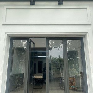 bán shophouse đối diện trung tâm thương mại lakeviewcity giá 22ty tl shophouse 5x20 hoàn thiện 50%