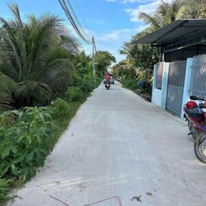 Chào bán nhà mặt tiền hẻm Sân B.i.a toạ lạc tại phường Phú Tân