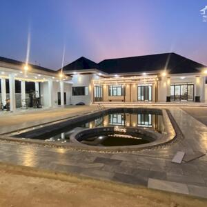  BIỆT THỰ VƯỜN HỒ BƠI – CÓ BBQ- CÓ BUNGALOW – GẦN KCN TÂN AN – CHỈ 14,5 TỶ