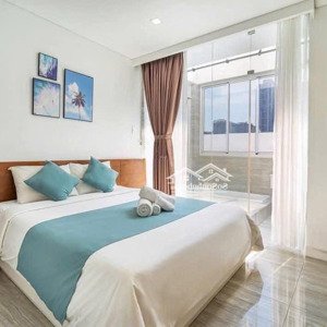 1pn siêu xịn siêu rẻ dạng penhouse thang máy tận phòng ngay q1 sát chợ bến thành 300m_40 move liền