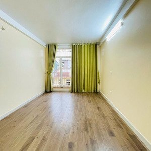 bán nhà mặt phố tại lĩnh nam, hoàng mai, hà nội giá 7,5 tỷ, diện tích 32m2 đẹp, nhiều tiện ích