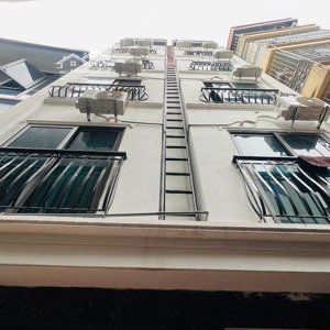 Toà Ccmn - 6 Tầng Thang Máy - 15 Phòng Khép Kín- Dòng Tiền 70tr/tháng - Full Phòng - Sẵn Vận Hành