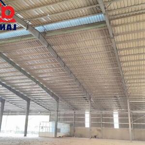 Cho thuê nhà xưởng 5000m2 vá đất tại Vĩnh Cửu, Đồng Nai, tổng 2.3ha, giá thuê chỉ 200tr.