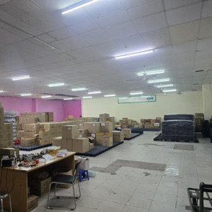Cho Thuê Kho, Xưởng Có Sẵn Vp 650m2, đ. Lũy Bán Bích