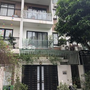 tôi cần cho thuê nhà ngụy như - khuất duy tiến, dt 70m*5 tầng, khu phân lô, đường thông, 26tr/th