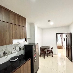 cho thuê căn hộ 1pn, q10, đường thành thái, gần svđ phú thọ, nhà thờ đồng tiến, vạn hạnh mall