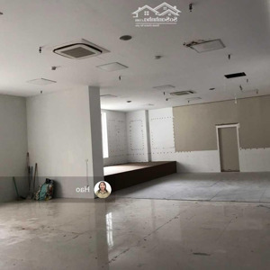cho thuê gấp văn phòng hòa bình green 505 minh khai hai bà trưng. dt 500m2 giá 50 triệu/tháng