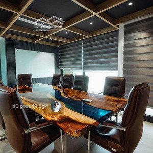cho thuê văn phòng hạng a đầy đủ nội thất , giá siêu rẻ tại vinhomes west point - phạm hùng