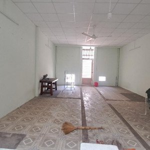 cần gấp giảm mạnh - lạc long quân, gần bảy hiền 80m2. chỉ 8,6 tỷ