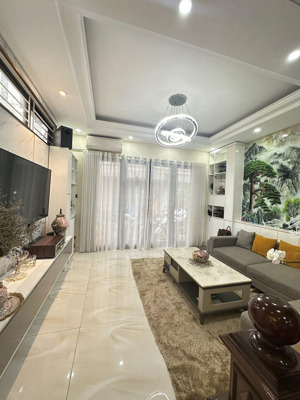 nhà đẹp dân xây 60m* 5 tầng, nội thất đẹp khu bạch mai, hai bà trưng