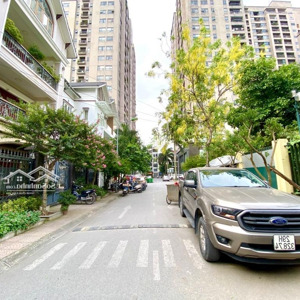 bán gấp biệt thự siêu đẳng cấp trường chinh vị trí đẹp lô góc an ninh an sinh đỉnh. diện tích 80m2