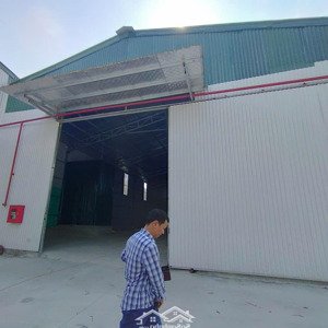 cho thuê kho đường kim giang, thanh trì. dt 1000m2, cao 7m, dựng mới 100% chưa sử dụng. giá 100k/m2