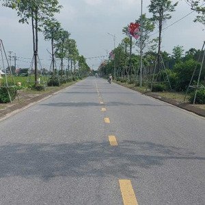 chỉ 2.3 tỷ lô góc _ô tô ngủ trong đất_ xuân nộn, đông anh. sđcc sẵn sàng gd