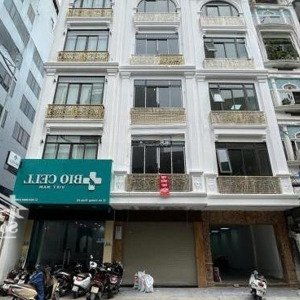 cho thuê nhà ngõ 11 nguyễn thị định-70m2 x 5 tầng oto tránh nhau giá 25 triệu