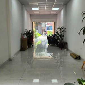 cho thuê mặt bằng kinh doanh mặt phố cầu bươu vỉa hè rộng giá chỉ 8 triệu/tháng