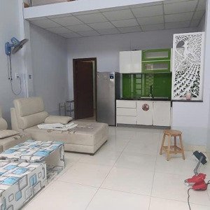 cho thuê nhà ngay công viên làng hoa dt 5 x 14 2pn, 2wc