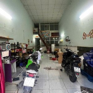 nhà ngang 4m5 dài 18m nở hậu nhẹ hẻm 2m5 p2 q8 giá chỉ 8 tỷ
