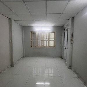 hot cần bán gấp vĩnh viễn, q 10. diện tích : 17.4m2. giảm giá còn 3.35 tỷ !