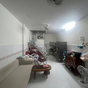 cho thuê nhà hẻm xe hơi 58 tôn thất thuyết quận 4
