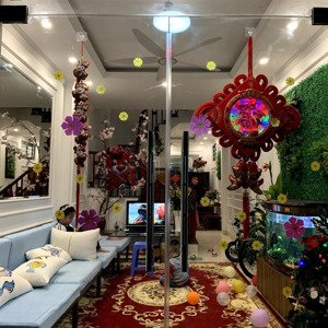 Chính Chủ Cho Thuê Nhà Tại Phố Trạm, 40 M2, 5pn, 3wc, Giá Tốt, View đẹp, Nội Thất đầy đủ
