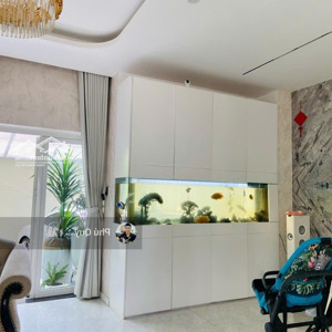 giảm 4 tỷ, bán gấp biệt thự khu compound ven sông trần não, p bình an quận 2, dt 7x18m, giá 31.8 tỷ
